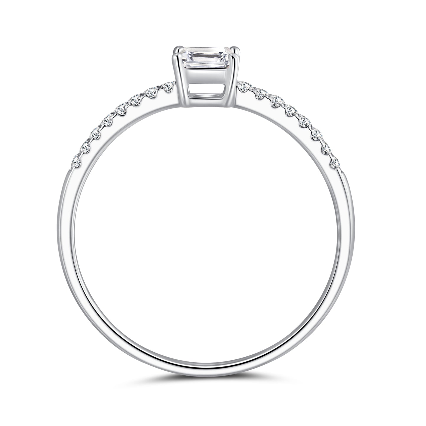 Anillo de diamantes de talla esmeralda de 18 quilates
